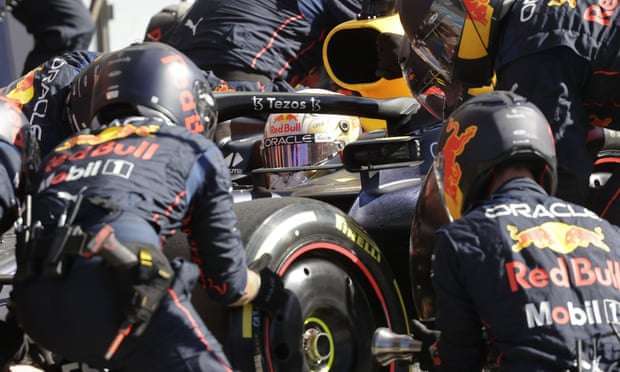 Max Verstappen gets a pit service during the Italian Grand Prix